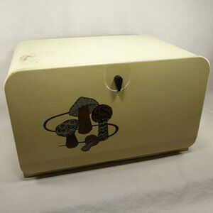 Vintage 70s Pantry Queen Mushroom Shrooms Metal Bread Pie Box Storage Container
